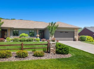 W5568 Stone Hill Rd, La Crosse, WI 54601