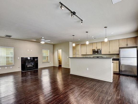 2nd image of 2606 Wilson St APT 1103