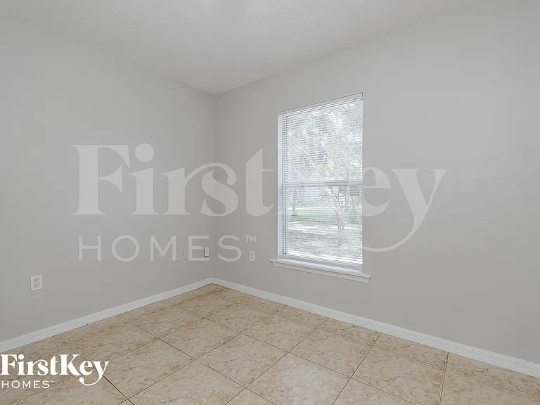 557 Peace Dr — Photo 13