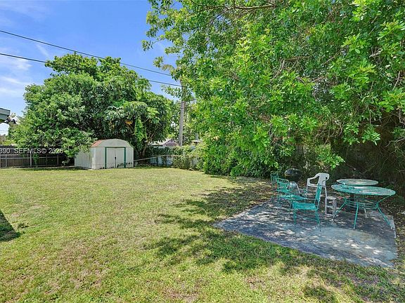 5th image of 17132 NW 9th Ct