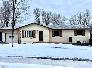 5712 W 50th St, Sioux Falls, SD 57106