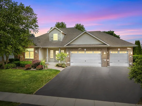 207 Quinlan Ave, Dekalb, IL 60115