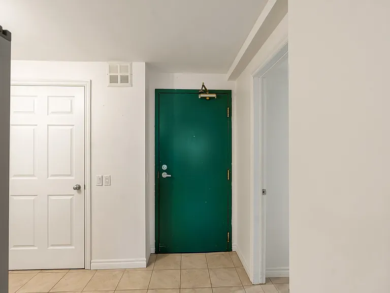 238 Campbell St #101 — Photo 5