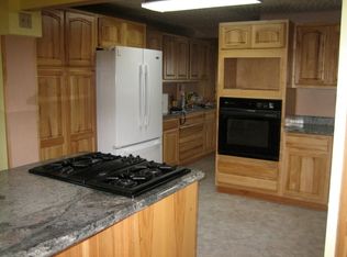 707 F St, Edgemont, SD 57735