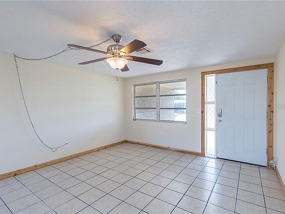3rd image of 2048 Lyra Dr
