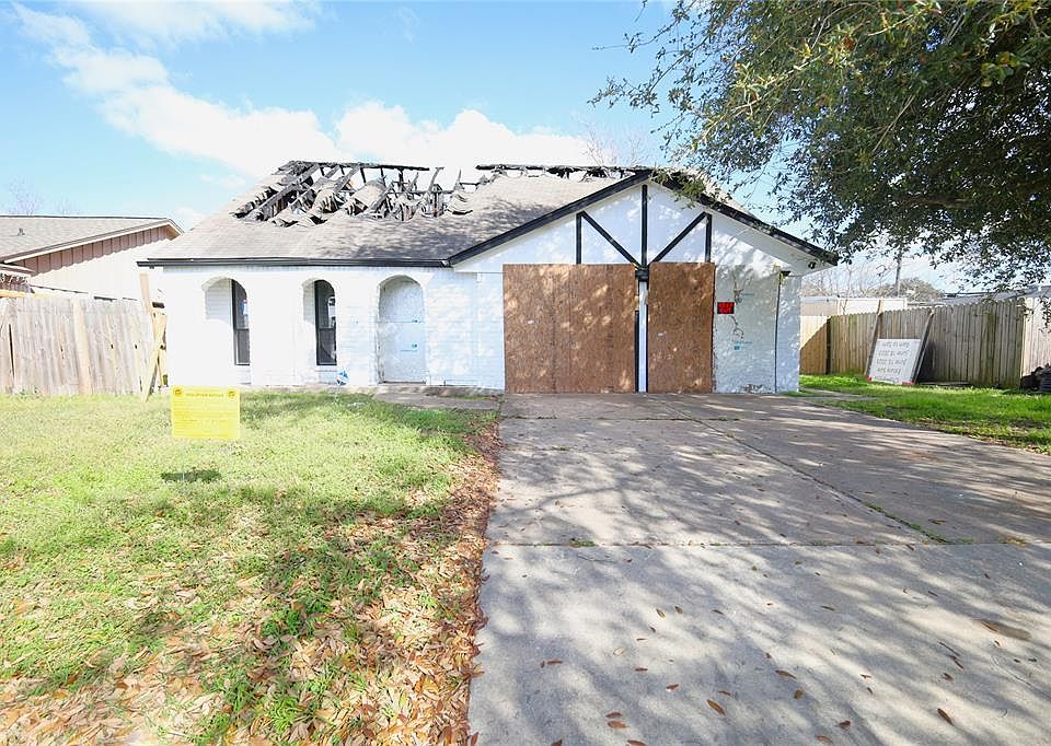 1st image of 15127 Bathurst Drive