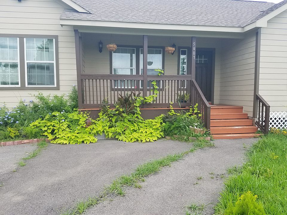 2nd image of 5407 Myrtlewood St