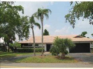 108 NW 104th Ter, Coral Springs, FL 33071