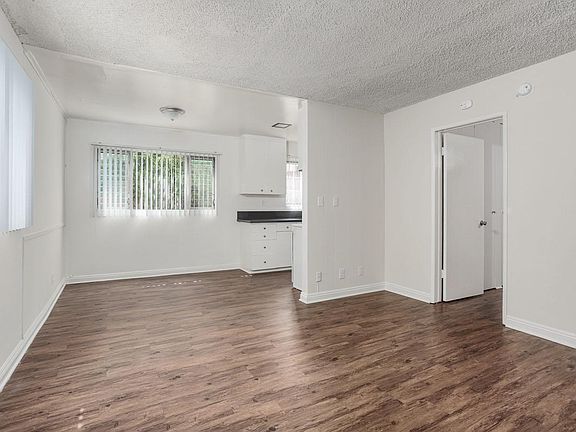 4th image of 16025 Gault St APT 15