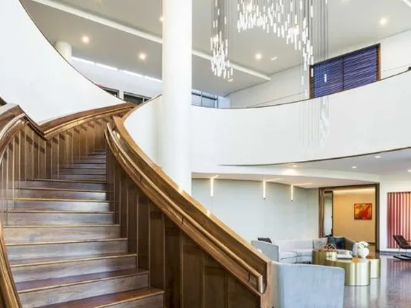 301 Adolphus Avenue image 11 of 20