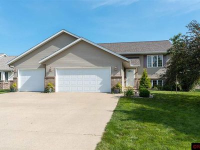108 Pebble Creek Dr, Mankato, MN, 56001