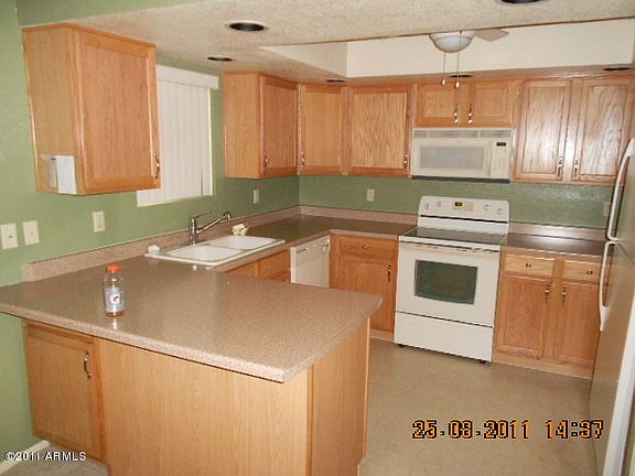 3rd image of 12222 N PARADISE VILLAGE Parkway S #434