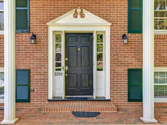2nd image of 3700 Otter Pl