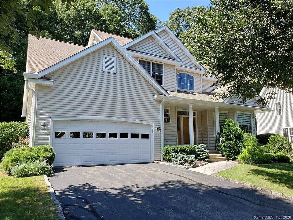 1st image of 109 Governor Trumbull Way #109