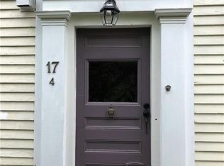 17 Maple St, Chester, CT 06412