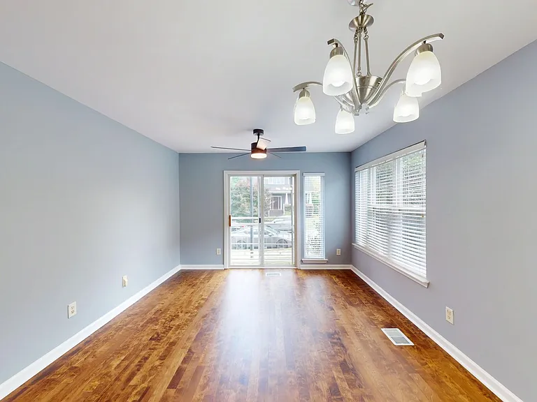 3531 Warp St — Photo 5
