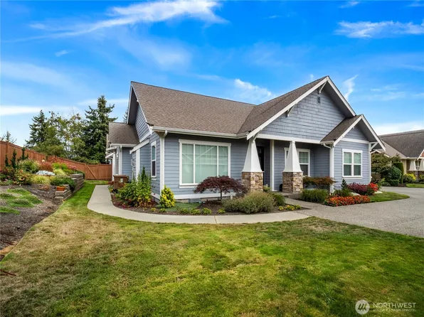 7270 Rosemount Circle, Tacoma, WA 98465