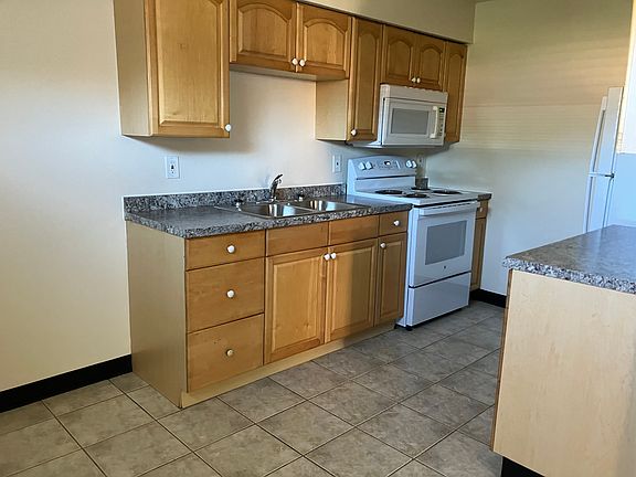 3rd image of 8606 Pacific Ave APT F4