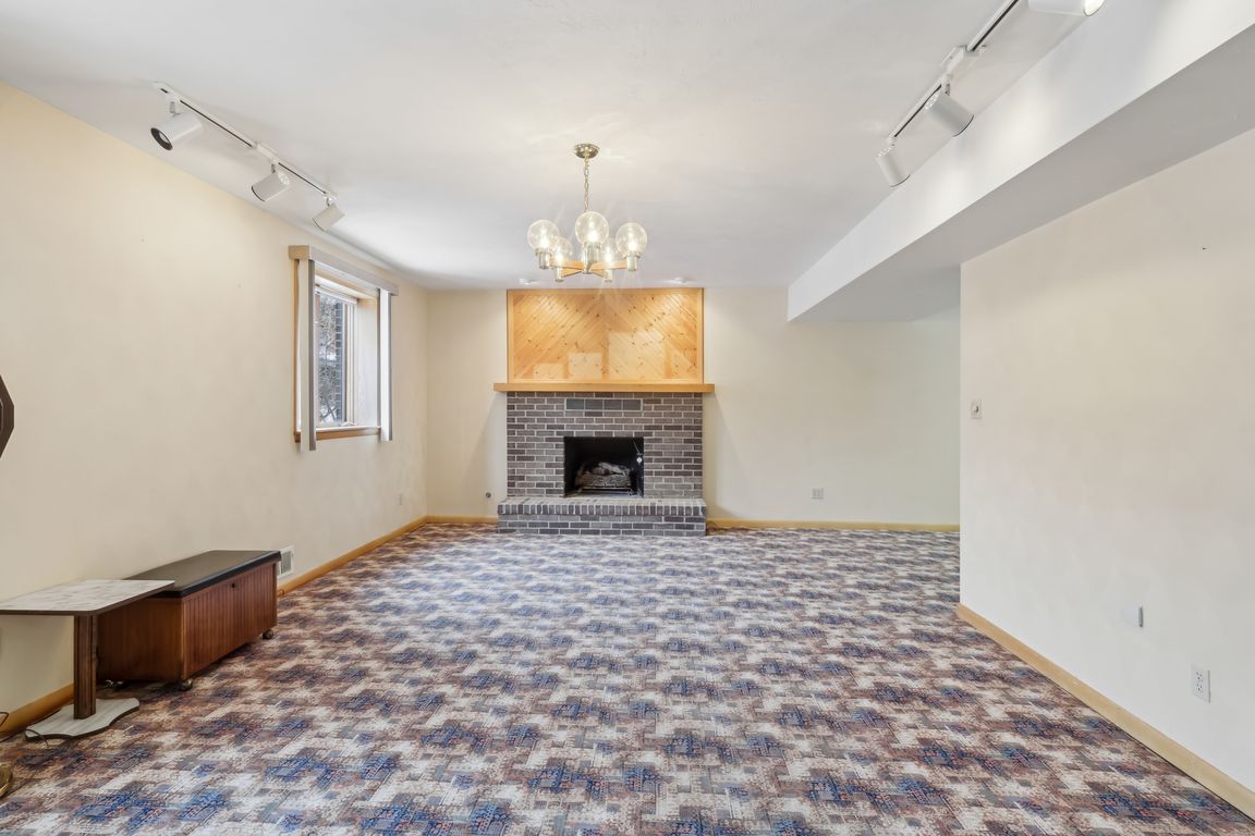 Woodside Rd-032.jpg