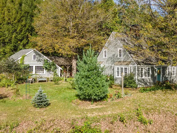 23 Brook Road, Rockingham, VT 05154