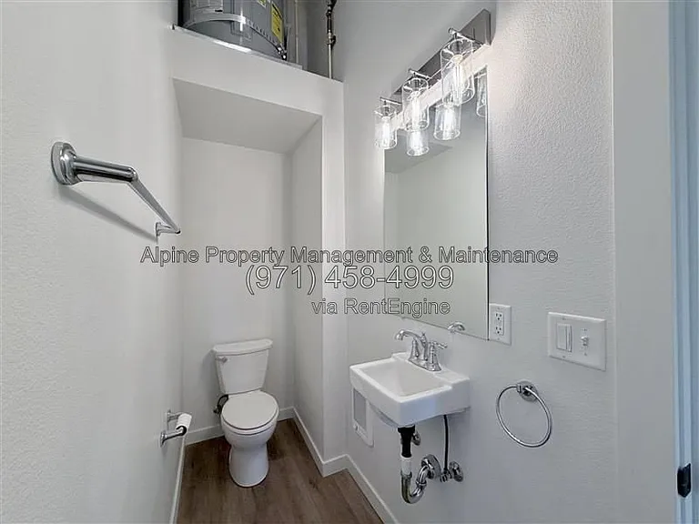 1935 SE 11th Ave #4 — Photo 7