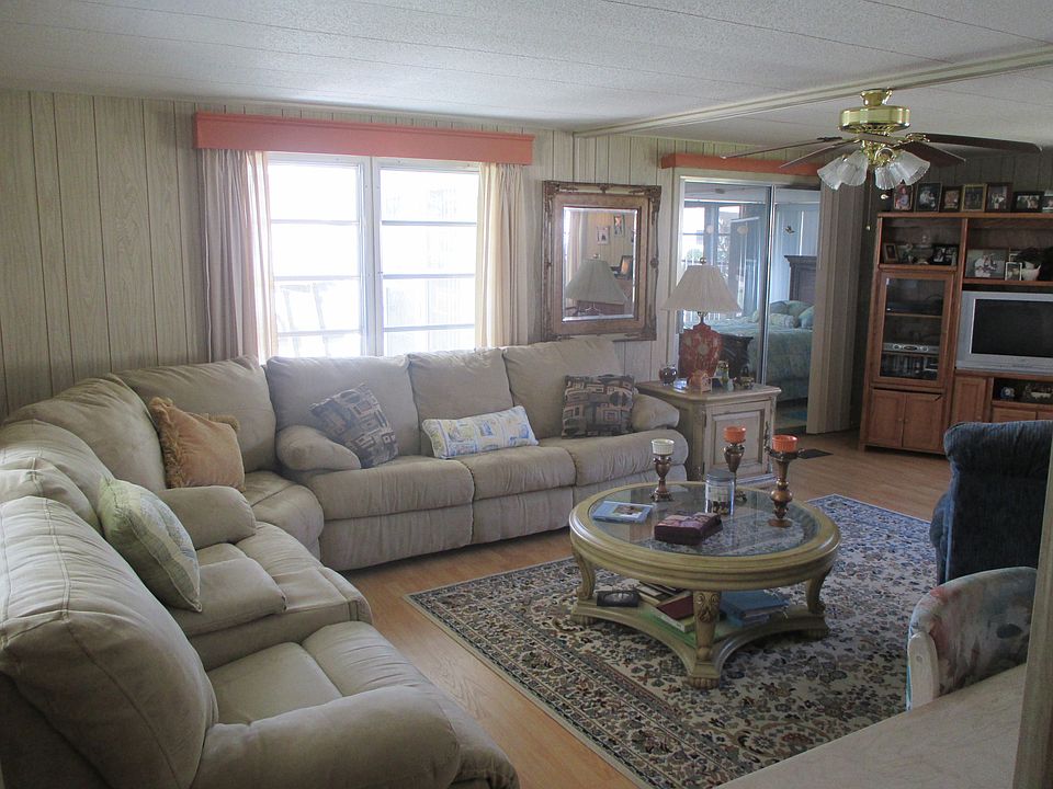 1st image of 410 Palo Verde Dr