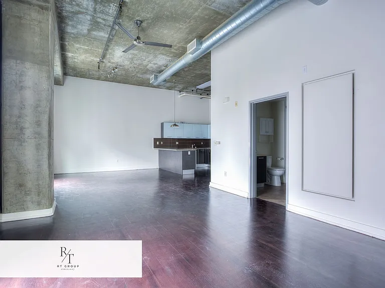 645 W 9th St #742 — Photo 15
