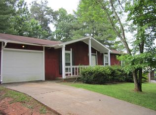 39 Knoll Ridge Dr, Asheville, NC 28804