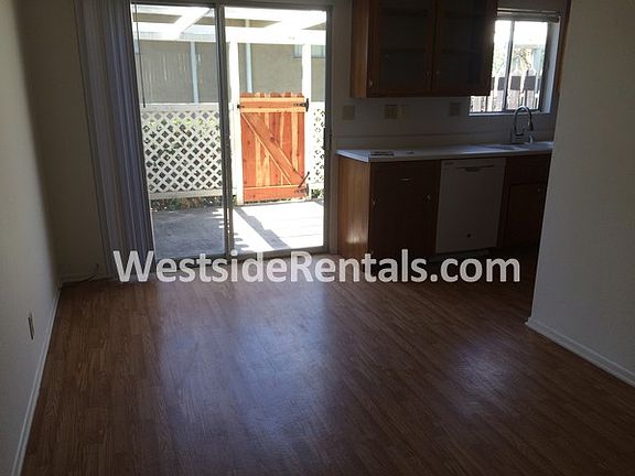 4th image of 770 E Mariposa St APT F