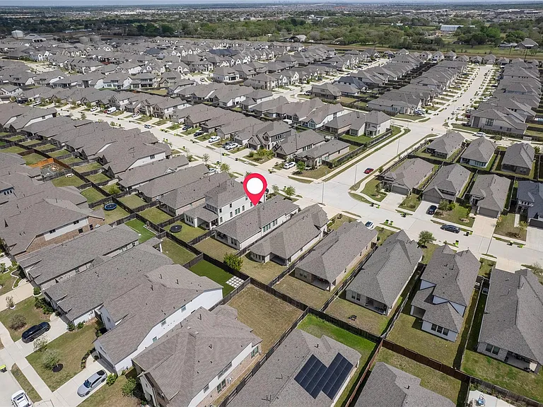 10443 Cecilia Star Ln — Photo 31