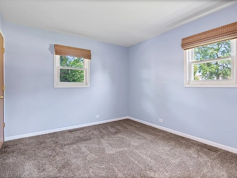 500 Cherry Cir — Photo 9