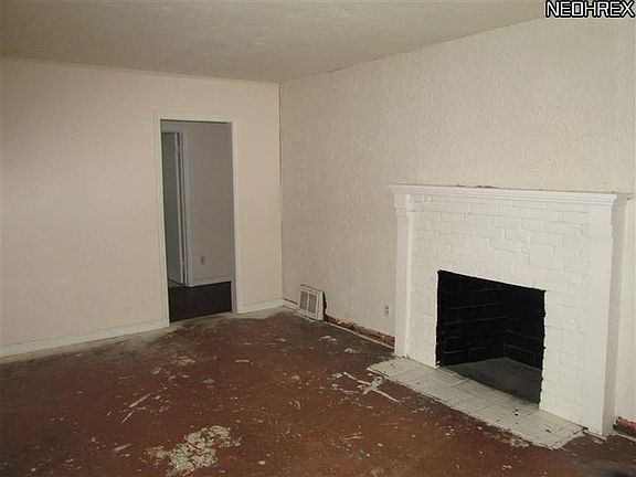 3rd image of 17730 Tarkington Ave