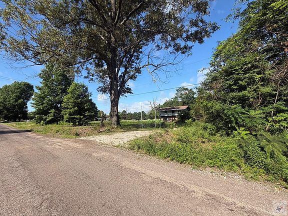 3rd image of 349 County Road 1109