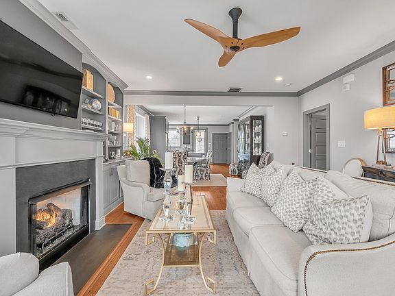 4th image of 2129 Patchen Lake Ln
