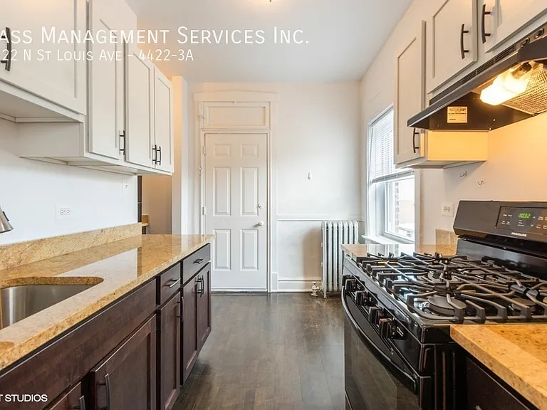 4412-26 N St Louis Ave. — Photo 28