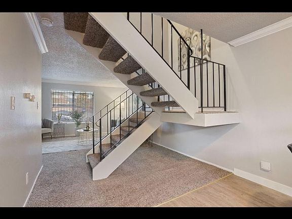 3rd image of 4437 Townehome Dr