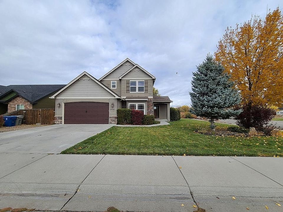 600 Lago St, Mtn Home, ID 83647 Zillow