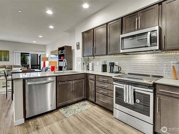 4th image of 4206 204th St SW Unit B2