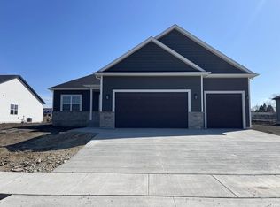 117 E Ash Ln, Milton, WI 53563
