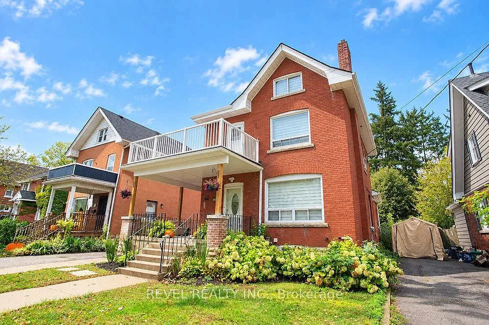 2 bed, $1,900 — Photo 2