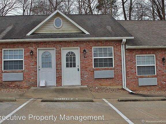 2nd image of 431 Olive St #107