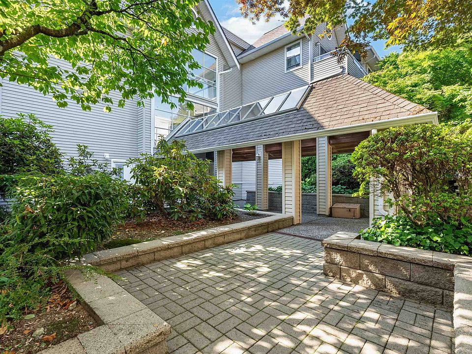 1st image of 5375 Victory St #109