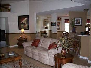 5th image of 5061 Brookside Dr