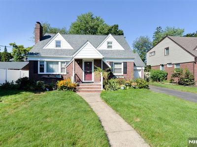 4-12 Kenneth Avenue, Fair Lawn, NJ, 07410