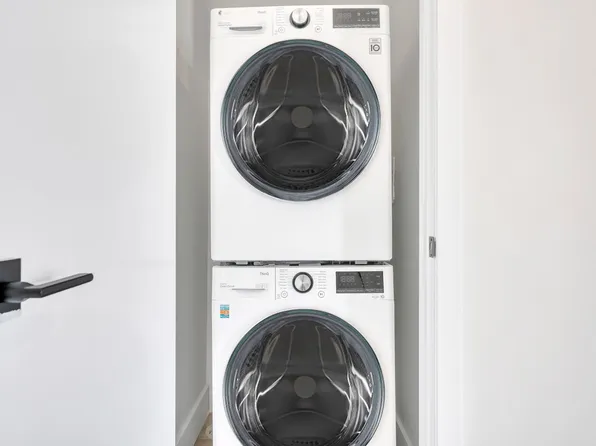 3601 Liberty Avenue image 18 of 24