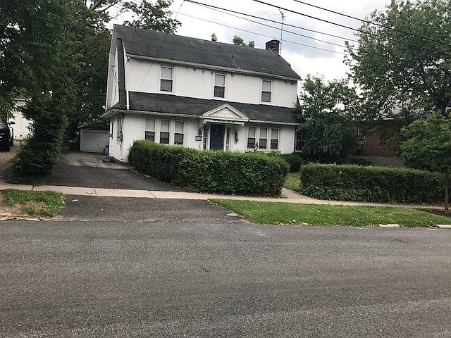 6000 soft lot in Beechhurst