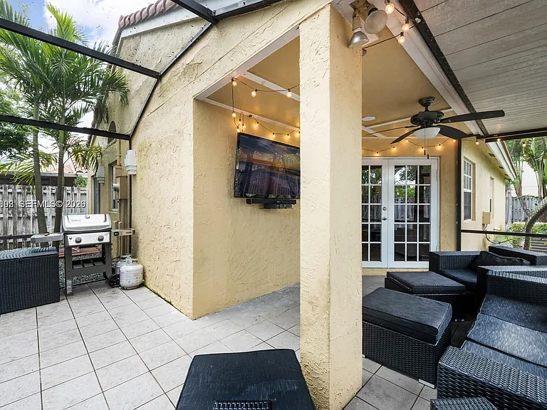 1377 Garden Rd — Photo 24