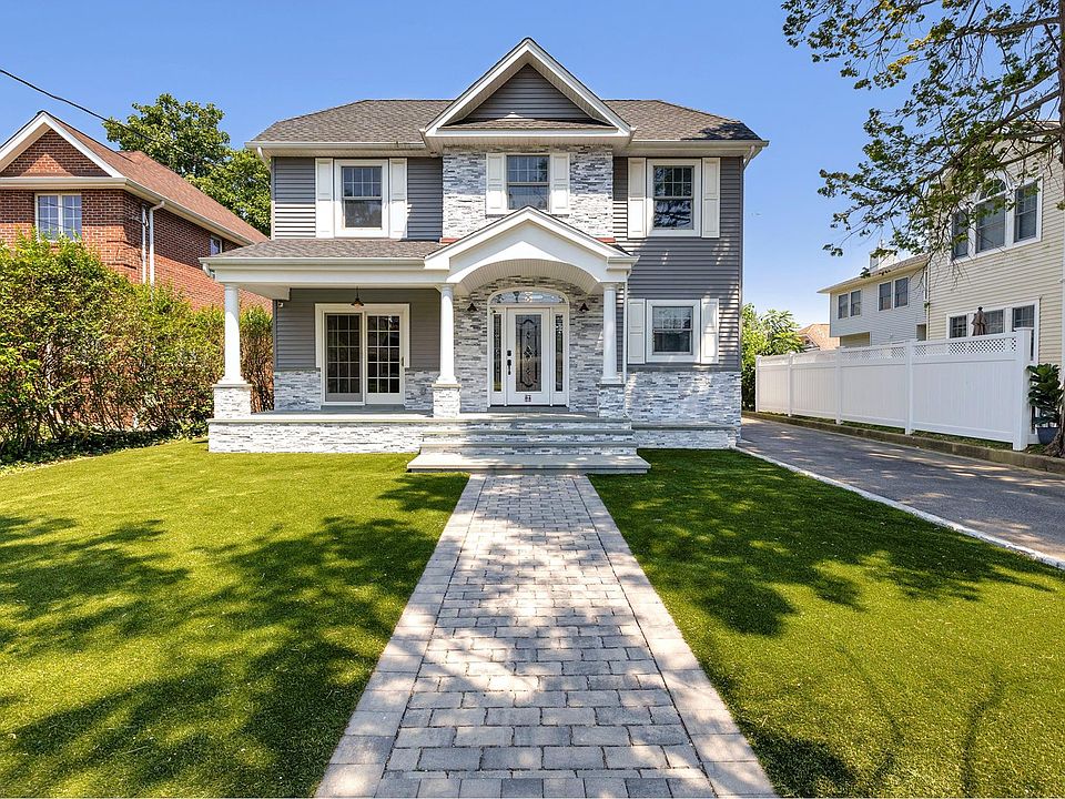 1st image of 24 Linden St
