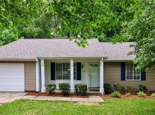 3615 Winchelsea Dr, Charlotte, NC 28212
