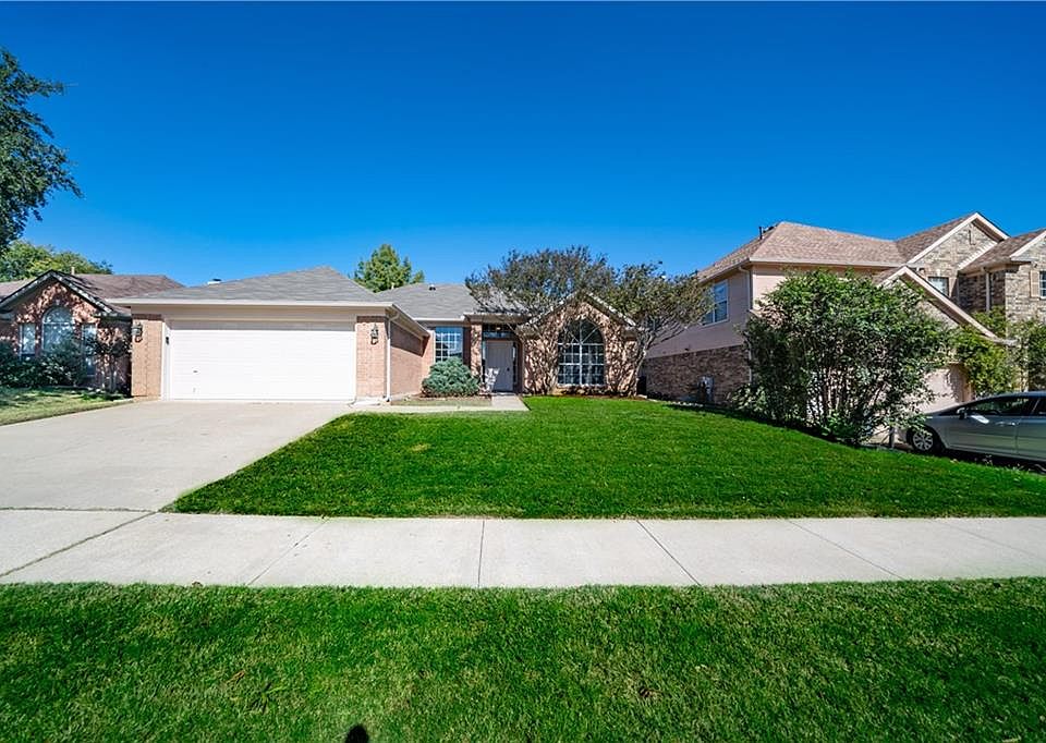 1st image of 5685 Rockport Ln